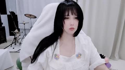 Snapshot of zhen0 chatting on May 19, 2026, 2:51 am zhen online show from May 19, 2026, 2:51 am