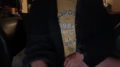 Snapshot of zimmy22 chatting on November 4, 2025, 10:58 am Zimmy22 online show from November 4, 2025, 10:58 am