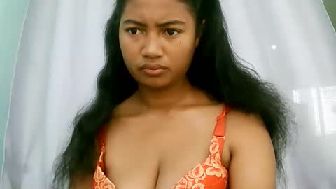 elly online show from March 15, 2026, 4:29 am