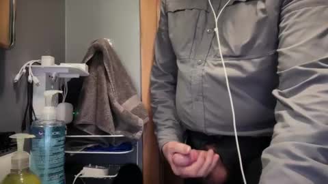 zinger283069 online show from February 5, 2026, 7:51 pm