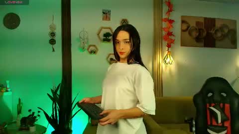 Snapshot of zion__lee chatting on July 3, 2026, 8:26 pm Zion online show from July 3, 2026, 8:26 pm