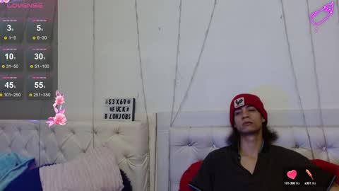 Snapshot of zion_bora chatting on December 7, 2024, 9:50 am Zion Bora online show from December 7, 2024, 9:50 am