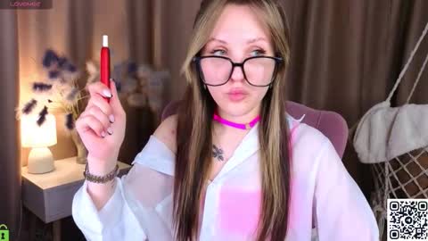 Snapshot of zlata__fox chatting on February 9, 2026, 7:34 am Zlata Mon Tue Thu Fri Sun Sa GMT 3 0000pm - 0600pm online show from February 9, 2026, 7:34 am