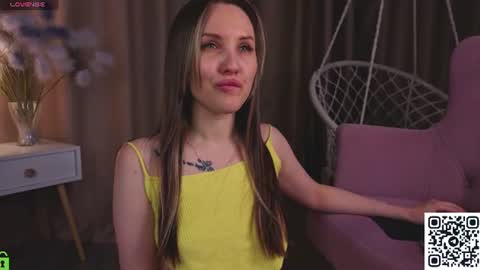 Snapshot of zlata__fox chatting on June 25, 2026, 5:06 pm Zlata Mon Tue Thu Fri Sun Sa GMT 3 0000pm - 0600pm online show from June 25, 2026, 5:06 pm