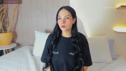 Snapshot of zoe20__ chatting on November 12, 2025, 8:52 pm zoe20__ online show from November 12, 2025, 8:52 pm