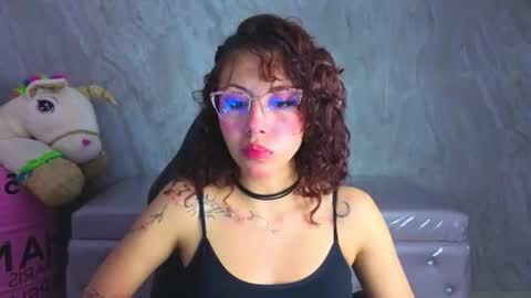 zoe_ch_ online show from July 24, 2026, 3:15 am