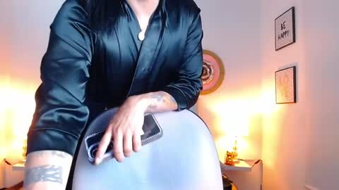 zoe_hecate online show from May 16, 2026, 12:07 am