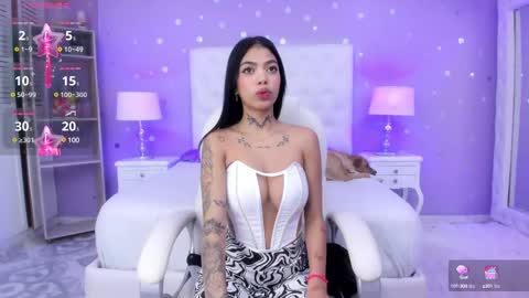 Snapshot of zoe_kravitx chatting on February 13, 2025, 6:30 am CAMILA online show from February 13, 2025, 6:30 am