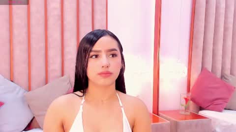Snapshot of zoe_monrow chatting on July 11, 2026, 12:08 pm Zoe Monrow online show from July 11, 2026, 12:08 pm