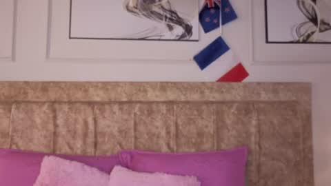 zoe_moon__ online show from July 3, 2026, 11:16 am
