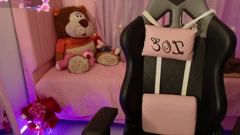 Snapshot of zoe_sullivan_ chatting on April 24, 2026, 9:34 am zoe_sullivan_ online show from April 24, 2026, 9:34 am