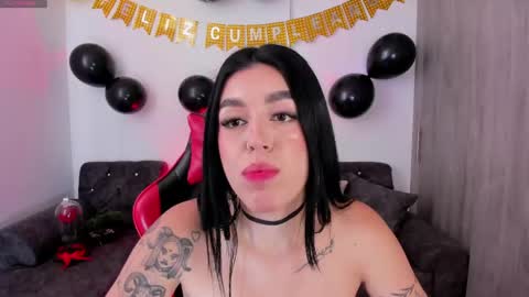  zoee jackson online show from April 16, 2026, 6:19 pm