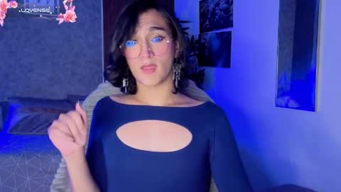 Snapshot of zoee_kiss_ chatting on May 29, 2026, 4:10 am ZOE online show from May 29, 2026, 4:10 am
