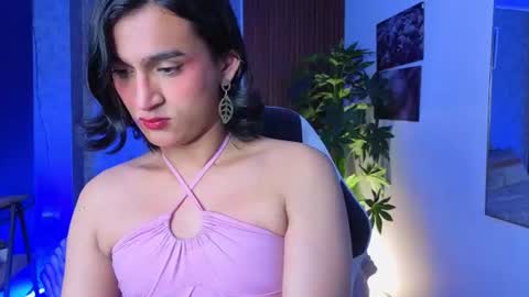 Snapshot of zoee_kiss_ chatting on June 20, 2026, 5:10 am ZOE online show from June 20, 2026, 5:10 am