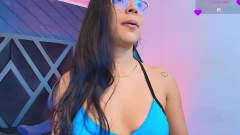 Snapshot of zoee_martins_ chatting on April 23, 2026, 5:26 pm Zoe 3 online show from April 23, 2026, 5:26 pm