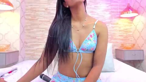 ZoeeSmitth online show from January 5, 2026, 5:27 pm