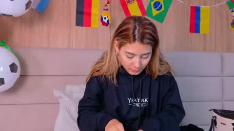 Zoe online show from June 15, 2026, 11:12 am