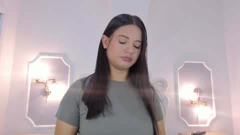 Snapshot of zoejenner_ chatting on July 29, 2026, 2:59 pm Zoe online show from July 29, 2026, 2:59 pm