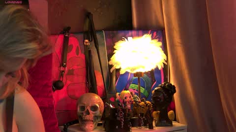 ZoeMesmerize online show from March 27, 2026, 11:43 am