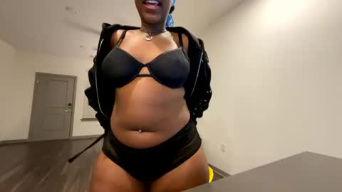 Zoe online show from July 13, 2026, 9:45 am