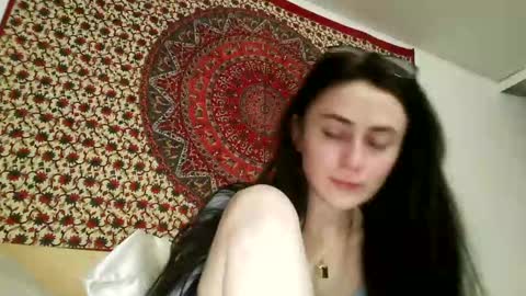 Snapshot of zoepleasing chatting on March 10, 2025, 3:45 am zoepleasing online show from March 10, 2025, 3:45 am