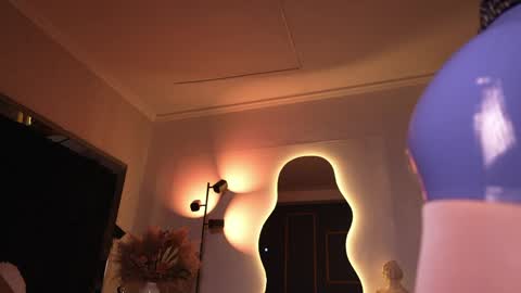 Snapshot of zoevidal_ chatting on April 23, 2026, 12:29 pm zoevidal_ online show from April 23, 2026, 12:29 pm