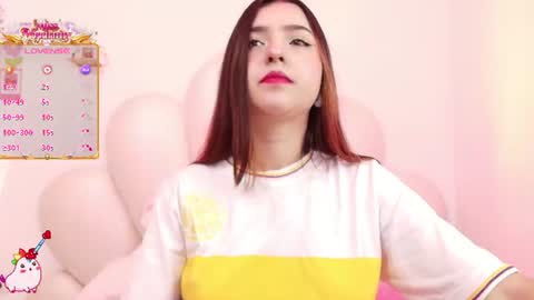 zoewillian online show from June 24, 2026, 1:37 am