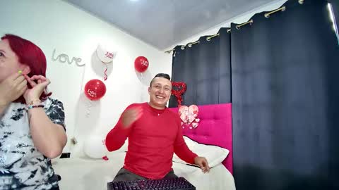 zoeyjuan_95 online show from February 16, 2026, 7:43 pm
