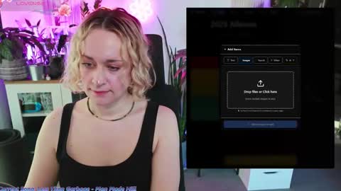 Snapshot of zoeyryan chatting on January 18, 2026, 6:44 pm Zoey Ryan online show from January 18, 2026, 6:44 pm