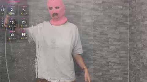 Snapshot of zoeythepinkmask chatting on October 10, 2025, 5:06 am Zoey online show from October 10, 2025, 5:06 am