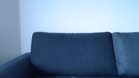 zoibee online show from January 28, 2025, 11:17 am