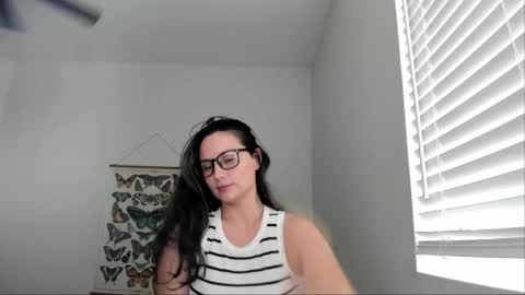 Zoie online show from May 16, 2026, 8:18 pm