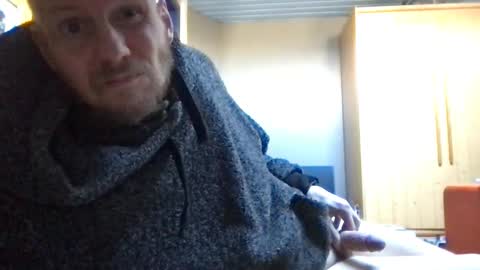 Snapshot of zolexthomas chatting on November 2, 2025, 2:08 pm zolexthomas online show from November 2, 2025, 2:08 pm