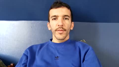 zom online show from October 25, 2025, 1:29 pm