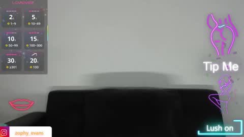 Snapshot of zophy_evans_ chatting on November 20, 2025, 11:26 pm Zophy online show from November 20, 2025, 11:26 pm