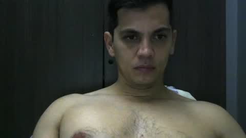 zoro_00 online show from June 29, 2026, 12:39 am