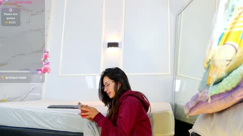 Violeta online show from April 12, 2026, 11:59 am