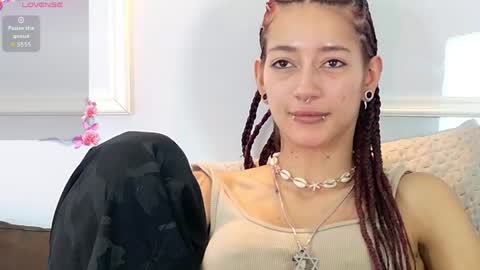 Violeta online show from May 13, 2026, 1:30 pm