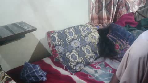 zoyakhan803 online show from February 24, 2025, 6:26 pm