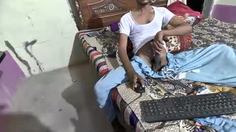Snapshot of zoyakhan803 chatting on May 12, 2026, 10:40 pm zoyakhan803 online show from May 12, 2026, 10:40 pm