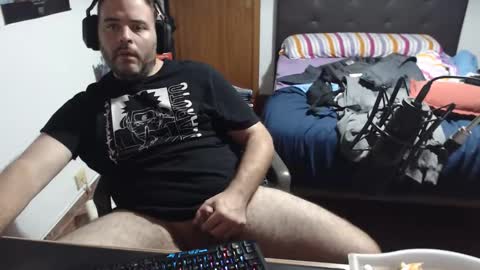 Snapshot of zuheyla26 chatting on December 7, 2024, 4:09 am Zuheyla online show from December 7, 2024, 4:09 am