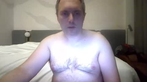 Snapshot of zultem chatting on February 3, 2026, 6:22 am zultem online show from February 3, 2026, 6:22 am