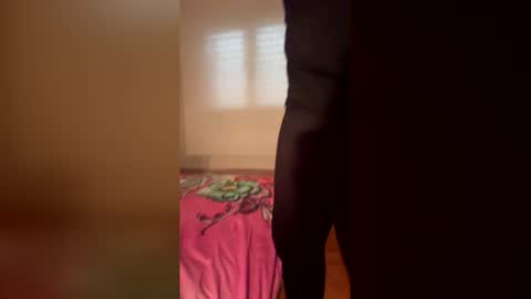 Snapshot of zurdineno chatting on February 1, 2026, 11:42 am zurdineno online show from February 1, 2026, 11:42 am