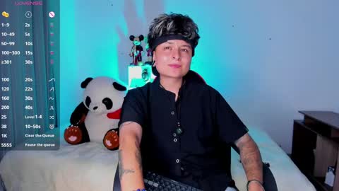 Zury Ramirez online show from May 24, 2026, 8:36 pm