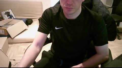 zyriosben online show from March 10, 2025, 12:15 pm