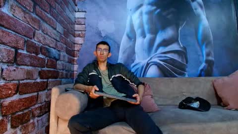 Zyro Nigth online show from January 6, 2026, 7:17 pm