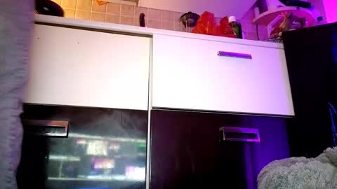 zzarraaa online show from October 31, 2025, 6:31 pm