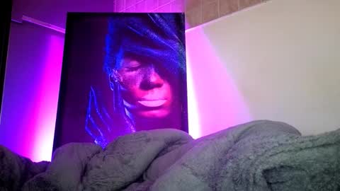 zzarraaa online show from February 6, 2026, 8:34 pm