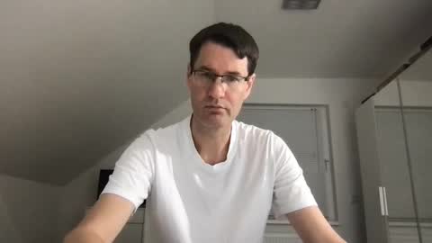 zzz123_cam online show from November 30, 2025, 3:49 pm