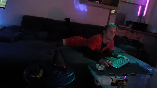 davidgntxxxxx online show from December 14, 2025, 12:54 pm